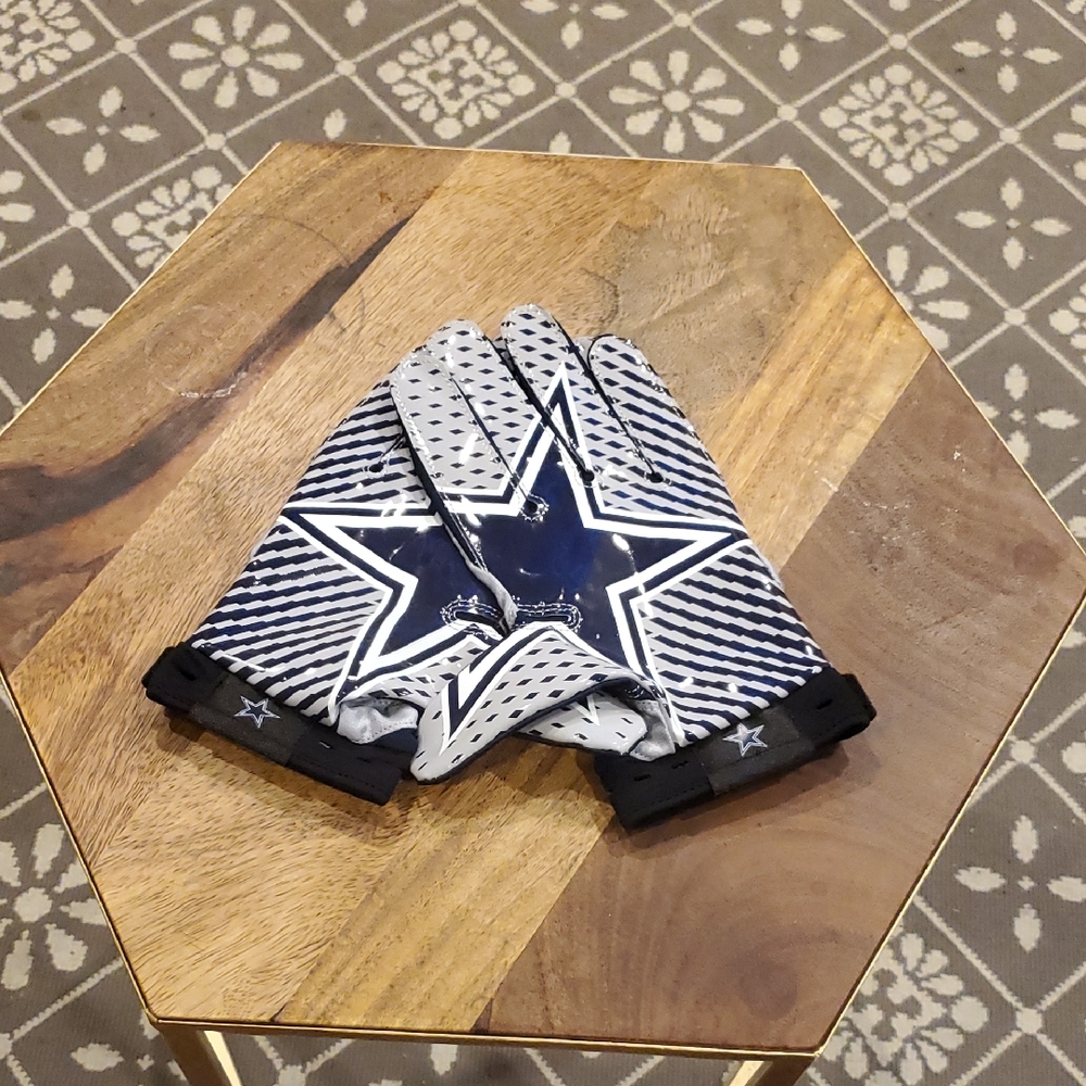 Nike NFL SUPERBAD  Gloves- Dallas Cowboys XL NWT